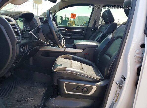 1C6SRFJTXNN138883 2022 RAM 1500 White Front interior view