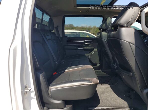 1C6SRFJTXNN138883 2022 RAM 1500 White Rear seats view