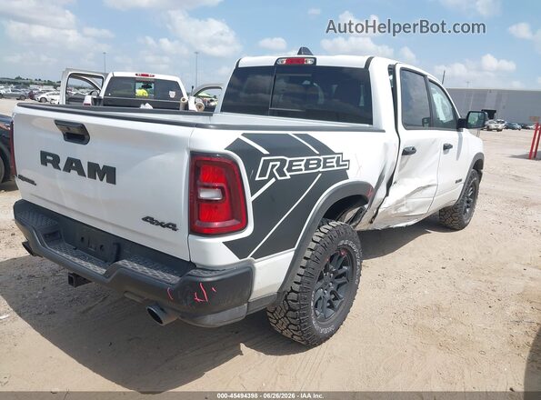 1C6SRFLP0TN264456 2026 RAM 1500 Белый Задняя правая четверть