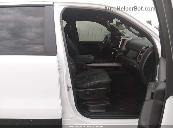 1C6SRFLP2TN208518 2026 RAM 1500 White წინა სალონის ხედი