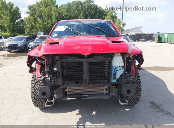 1C6SRFLP8SN584476 2025 RAM 1500 Красный Вид задней части салона