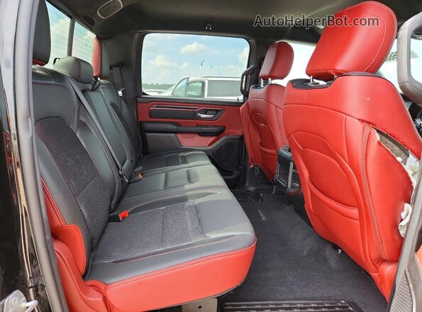 1C6SRFLP9SN618991 2025 RAM 1500 Black Vista de los asientos traseros