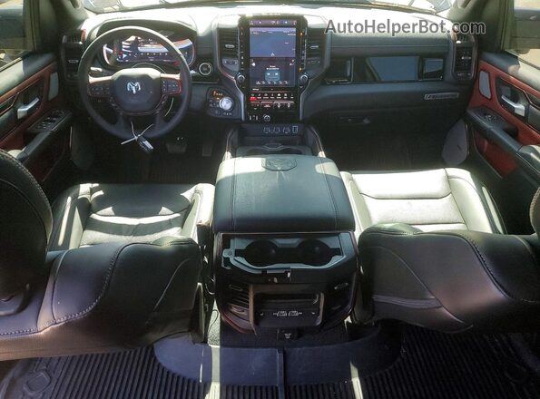 1C6SRFLP9SN706150 2025 RAM 1500 Black Dashboard view