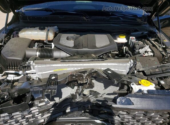 1C6SRFLP9SN706150 2025 RAM 1500 Black Rear interior view