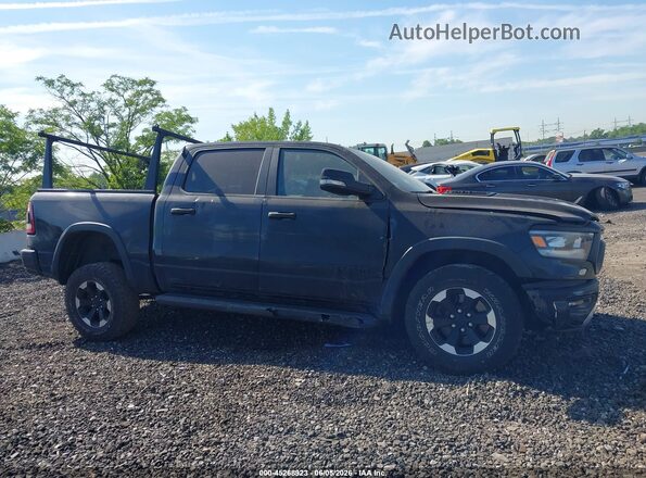 1C6SRFLT0MN694082 2021 RAM 1500 Black Rear interior view