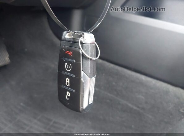 1C6SRFLT0NN213538 2022 RAM 1500 White Вид панелі приладів
