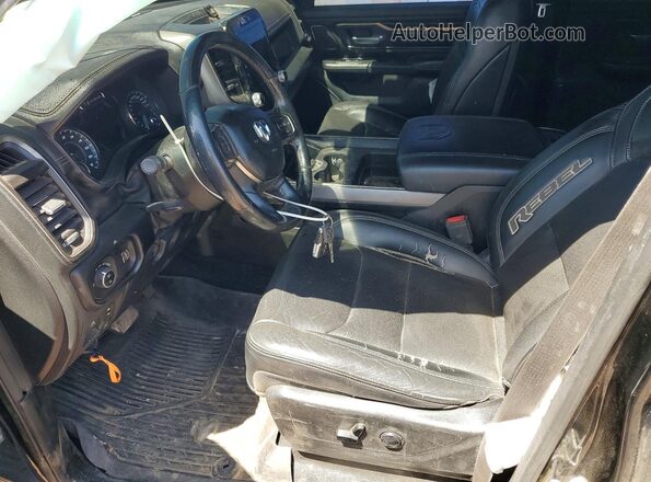 1C6SRFLT2LN368735 2020 RAM 1500 Black Вид салону спереду