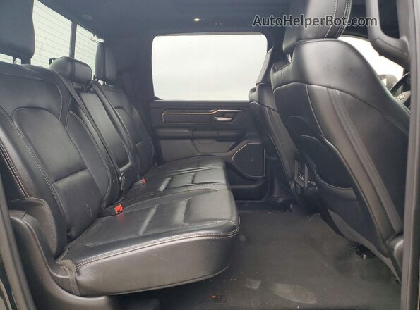 1C6SRFLT2MN510874 2021 RAM 1500 Black Widok tylnych siedzeń