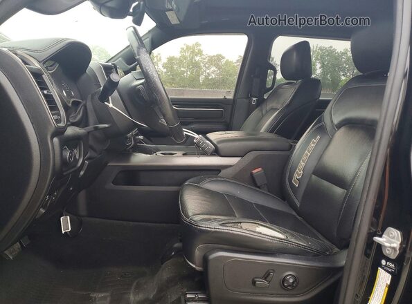 1C6SRFLT2MN510874 2021 RAM 1500 Black Widok wnętrza z przodu