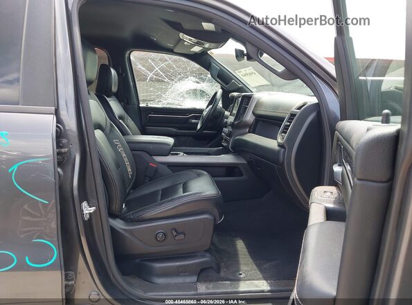 1C6SRFLT4LN118946 2020 RAM 1500 Gray Front interior view