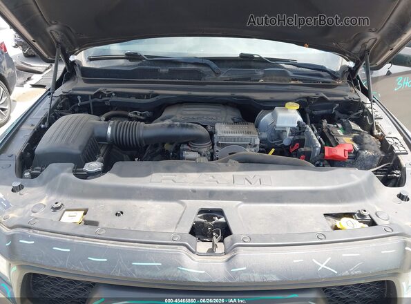 1C6SRFLT4LN118946 2020 RAM 1500 Gray Rear view