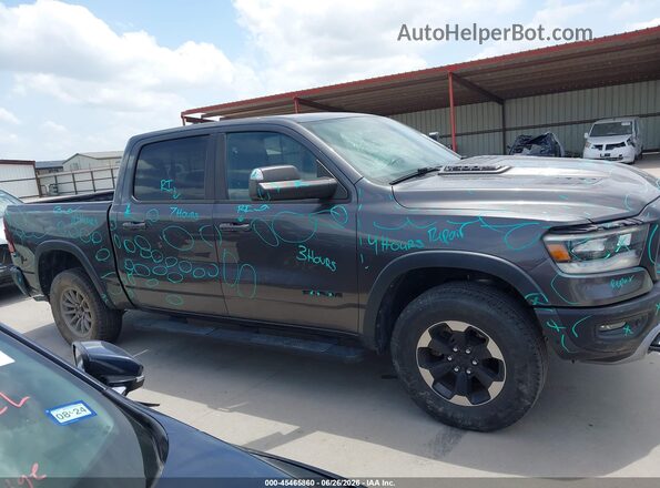 1C6SRFLT4LN118946 2020 RAM 1500 Gray 360 interior view