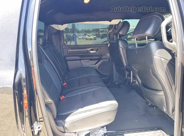 1C6SRFLT6MN684592 2021 RAM 1500 Black 