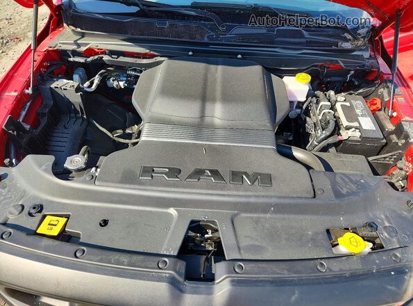 1C6SRFLT7RN202641 2024 RAM 1500 Red Vista interior trasera