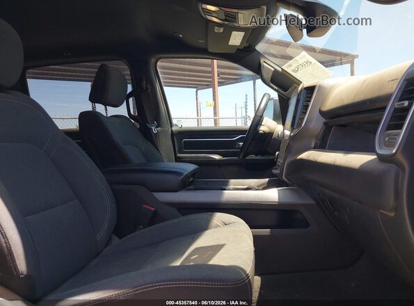 1C6SRFMT2RN157803 2024 RAM 1500 White Front interior view