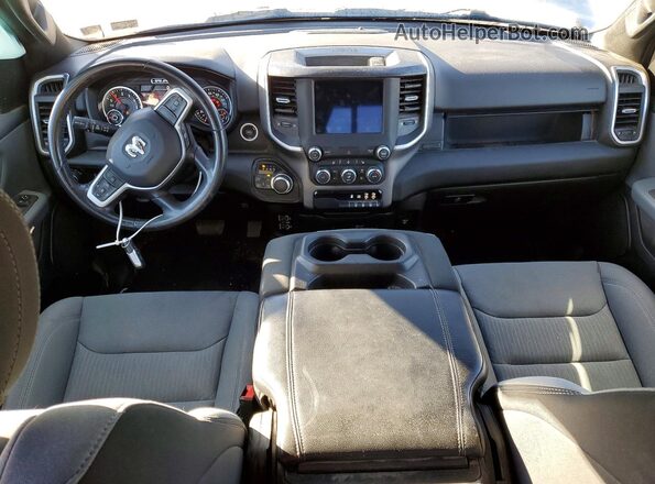 1C6SRFMT3MN594587 2021 RAM 1500 Silver Առջևի վահանակի տեսք