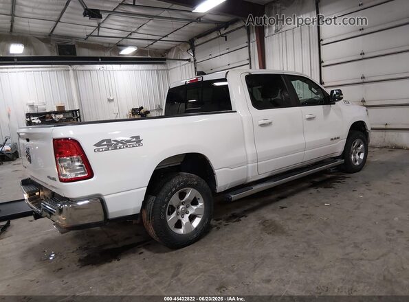 1C6SRFMT8NN324806 2022 RAM 1500 White Trasero derecho