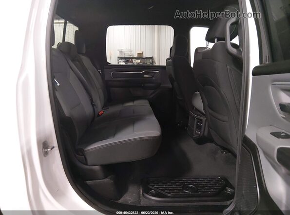 1C6SRFMT8NN324806 2022 RAM 1500 White Vista de la etiqueta del VIN