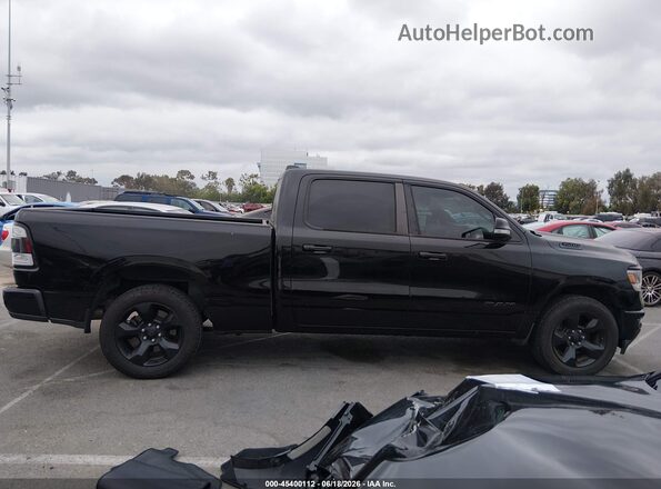 1C6SRFMT9KN751987 2019 RAM 1500 Black Rear interior view