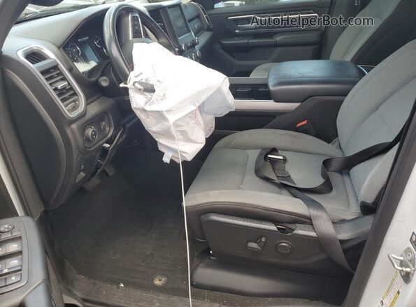 1C6SRFMT9RN156373 2024 RAM 1500 White Vista interior delantera
