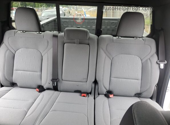 1C6SRFMT9RN156373 2024 RAM 1500 White Vista de los asientos traseros