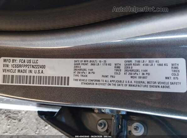 1C6SRFPP2TN222400 2026 RAM 1500 Gray Widok komory silnika