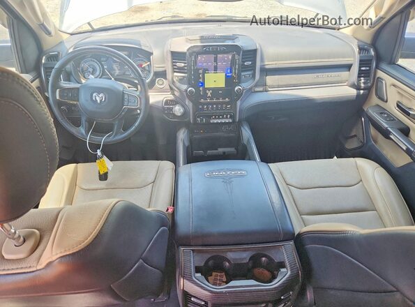 1C6SRFPT3KN655445 2019 RAM 1500 Серебряный Вид панели приборов