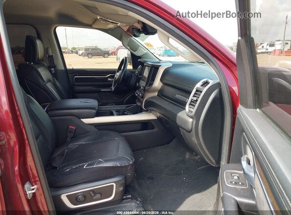 1C6SRFRT2NN438938 2022 RAM 1500 Maroon Vista interior delantera
