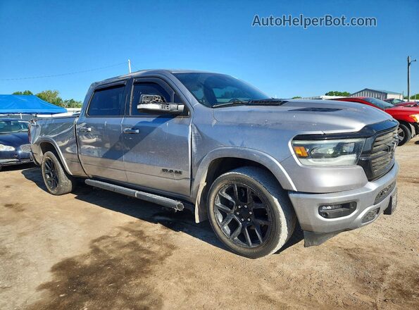 1C6SRFRT5MN642129 2021 RAM 1500 Gray Delantero derecho