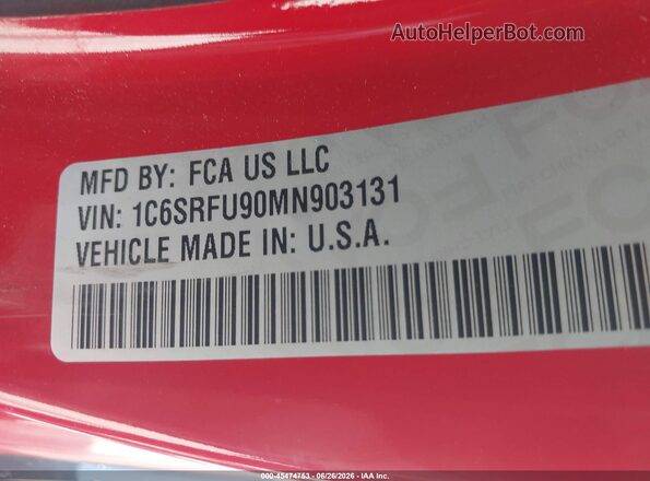 1C6SRFU90MN903131 2021 RAM 1500 Красный Вид подкапотного пространства