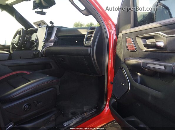 1C6SRFU96MN685289 2021 RAM 1500 Red Vista interior delantera