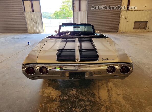 1D67J2K535981 1972 CHEVROLET CHEVELLE Серебряный 