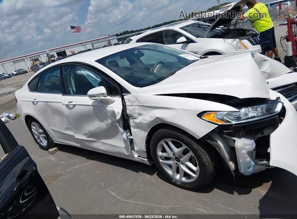 1FA6P0H70G5114526 2016 FORD FUSION White Vista interior trasera