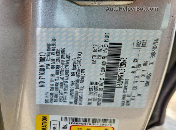 1FA6P0H7XG5128675 2016 FORD FUSION Silver 