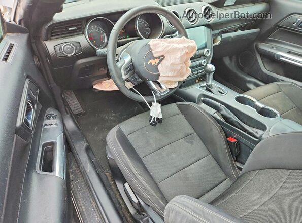1FA6P8AM0H5277063 2017 FORD MUSTANG Серый Вид панели приборов