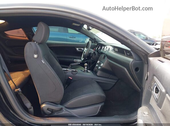 1FA6P8AM1H5285642 2017 FORD MUSTANG Черный 