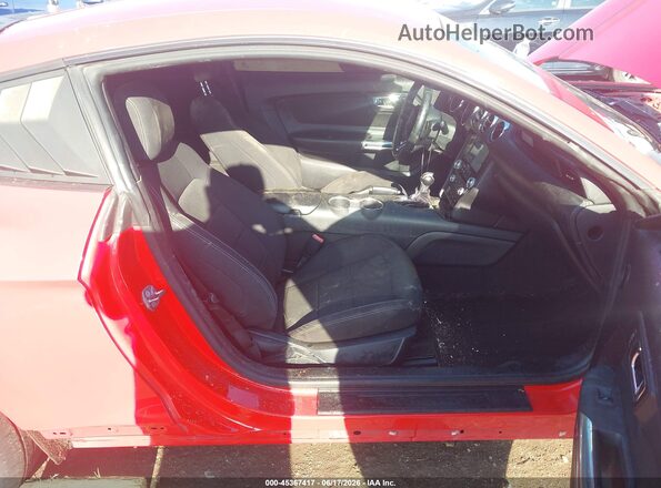 1FA6P8AM5G5334758 2016 FORD MUSTANG Red Front interior view