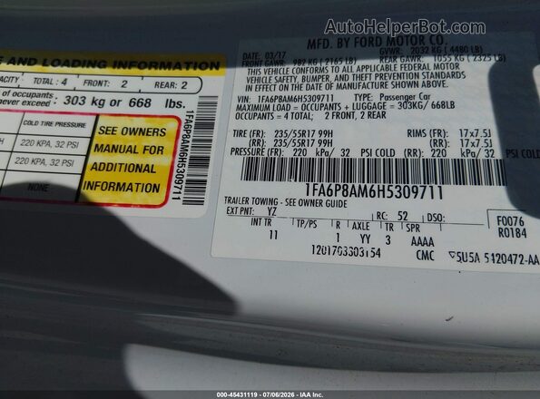 1FA6P8AM6H5309711 2017 FORD MUSTANG White Vista del compartimento del motor
