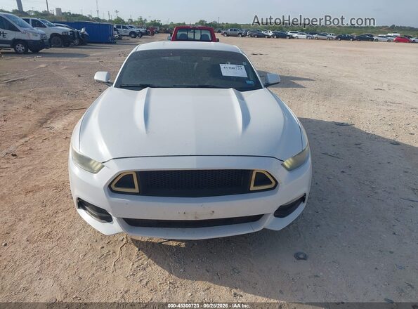 1FA6P8AM8G5206434 2016 FORD MUSTANG White Instrument cluster view