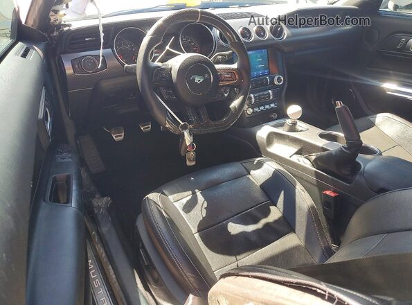 1FA6P8CF1L5170675 2020 FORD MUSTANG White Vista del salpicadero