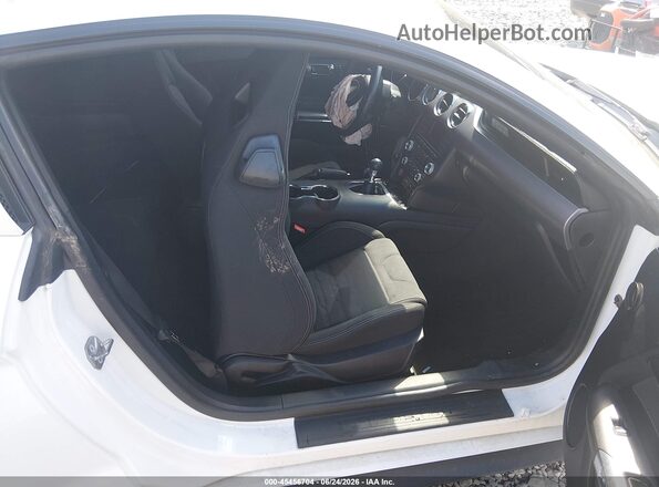 1FA6P8CF2G5266384 2016 FORD MUSTANG Белый Вид салона спереди