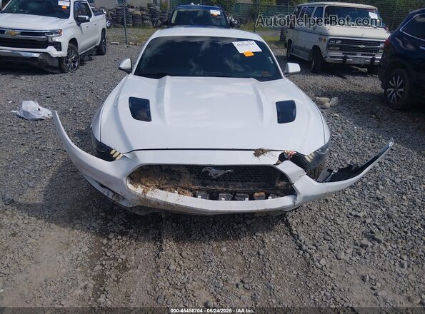 1FA6P8CF2G5266384 2016 FORD MUSTANG Белый Вид спереди