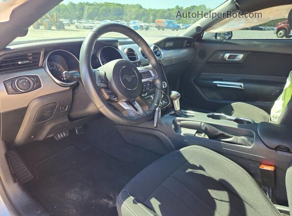 1FA6P8CF2N5132858 2022 FORD MUSTANG Silver წინა პანელის ხედი