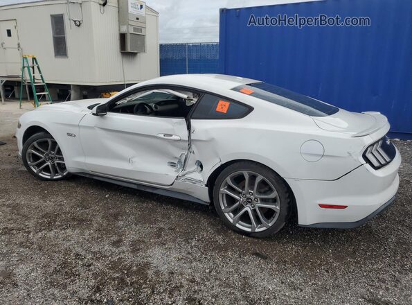 1FA6P8CF3J5183120 2018 FORD MUSTANG White 