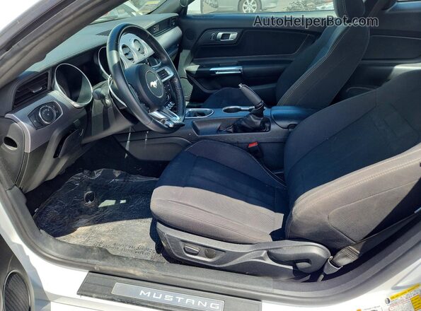 1FA6P8CF3L5163548 2020 FORD MUSTANG White Front interior view