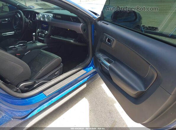 1FA6P8CF4H5293846 2017 FORD MUSTANG Blue Front interior view