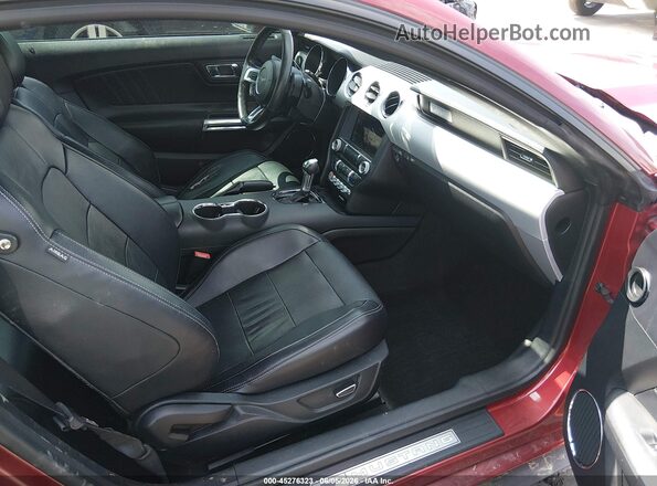 1FA6P8CF5G5302102 2016 FORD MUSTANG Красный Вид салона спереди