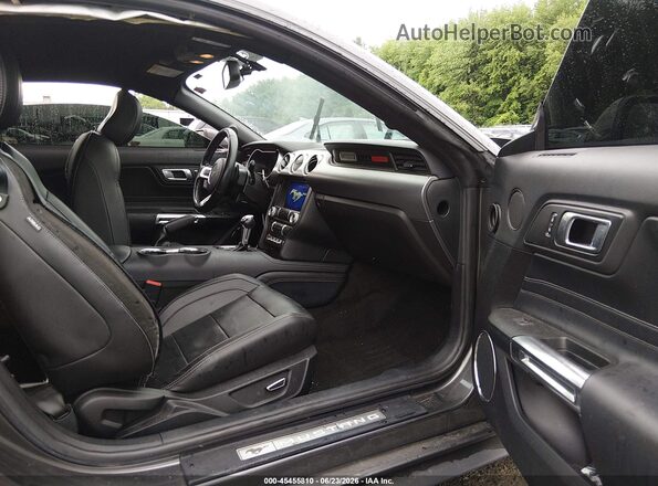 1FA6P8CF5J5126028 2018 FORD MUSTANG Gray წინა სალონის ხედი