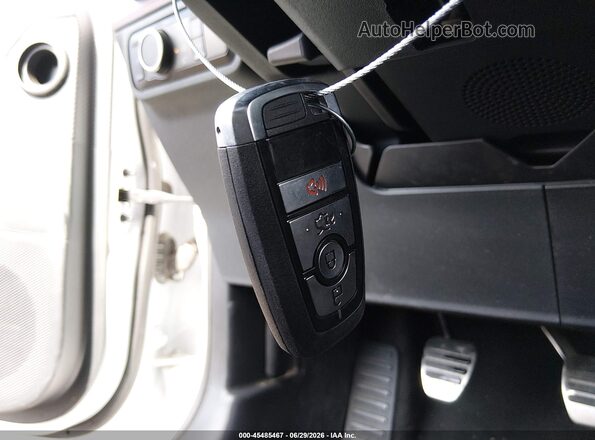 1FA6P8CF5S5412821 2025 FORD MUSTANG White Առջևի վահանակի տեսք