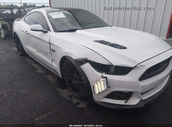 1FA6P8CF6G5268168 2016 FORD MUSTANG White Widok z przodu